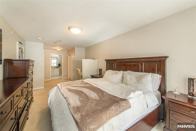 454 Cambridge Drive, Butler Borough, NJ 07405