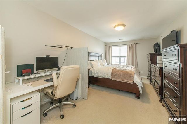 454 Cambridge Drive, Butler Borough, NJ 07405