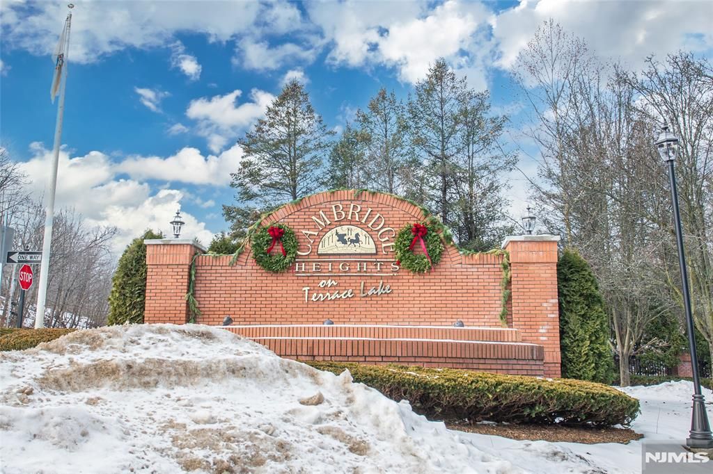 454 Cambridge Drive, Butler Borough, NJ 07405