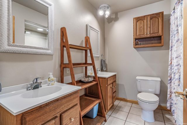 7901 Glenoak Parkway, Fort Wayne, IN 46815