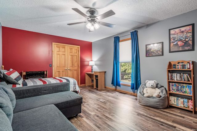 7901 Glenoak Parkway, Fort Wayne, IN 46815