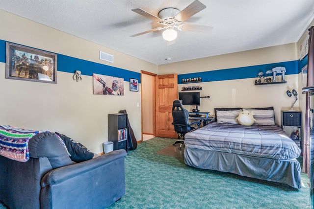 7901 Glenoak Parkway, Fort Wayne, IN 46815