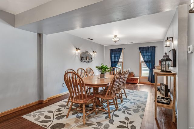 7901 Glenoak Parkway, Fort Wayne, IN 46815