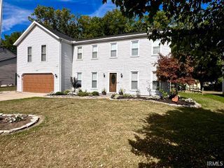 7901 Glenoak Parkway, Fort Wayne, IN 46815