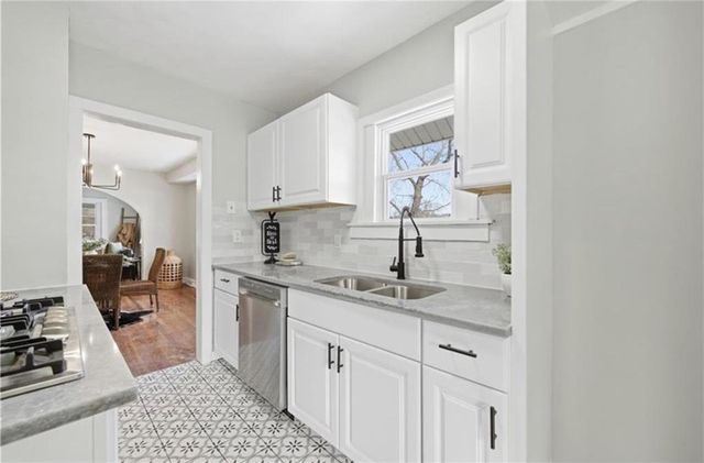 1701 Cleveland Avenue, Kansas City, KS 66104