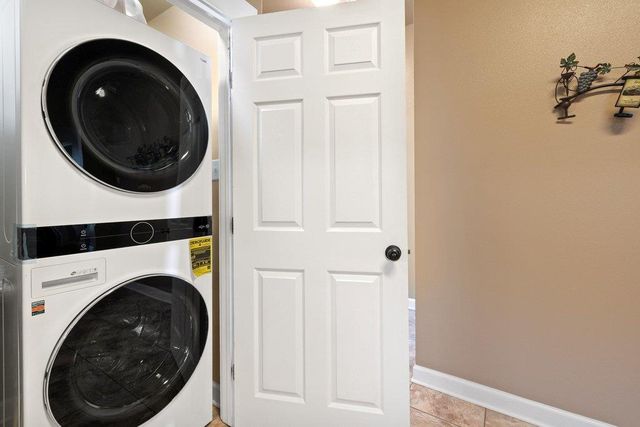 314 and 312 W 3rd ST, Taylor, TX 76574