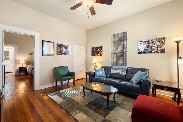 314 and 312 W 3rd ST, Taylor, TX 76574