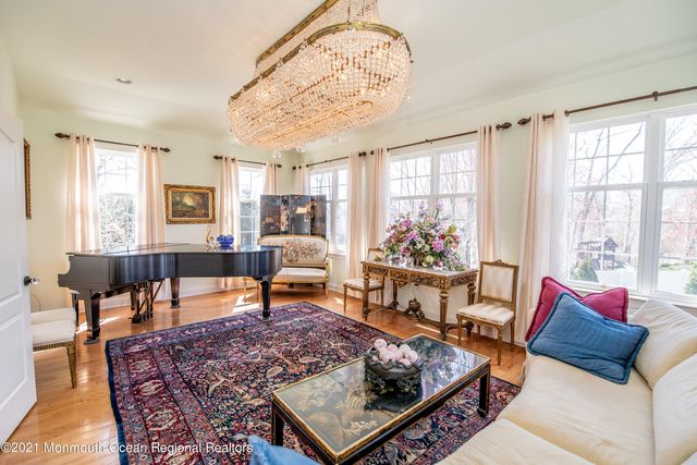 720 Maidenstone Drive, Brick, NJ 08724