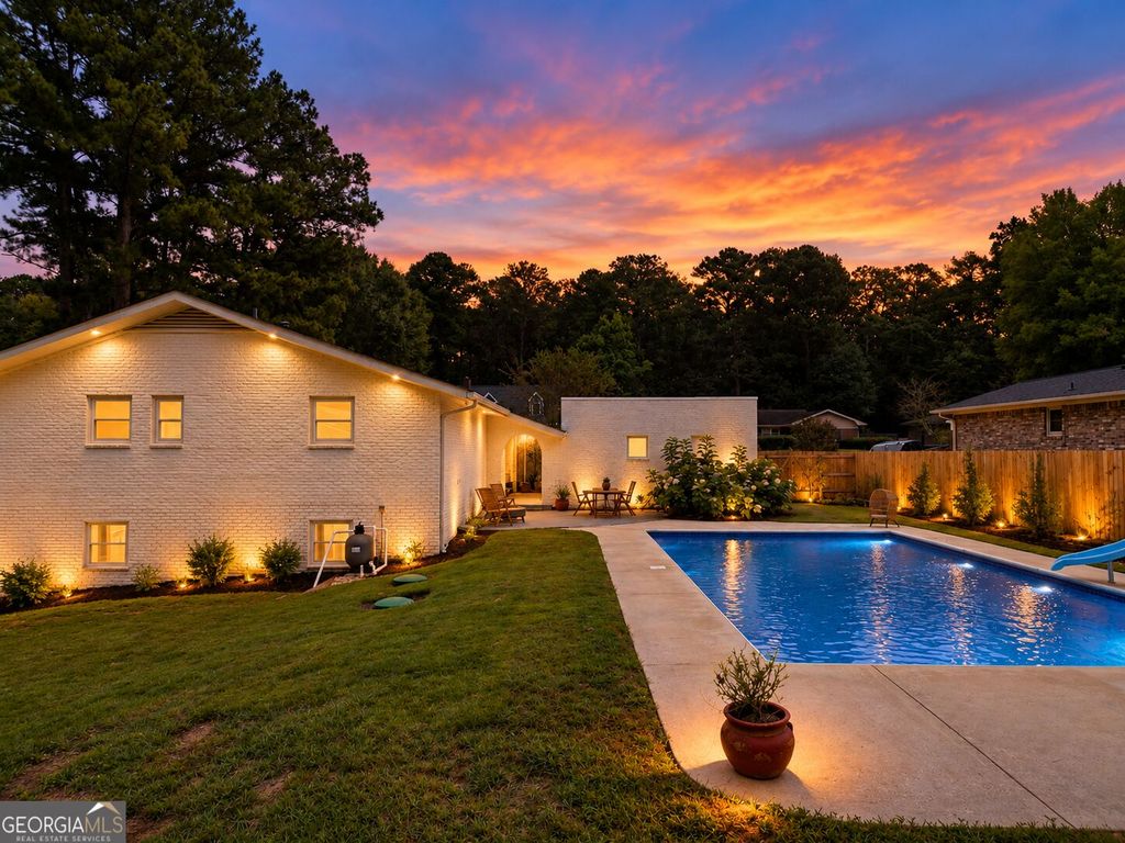 6403 Briarwood Court, Riverdale, GA 30296 — photo 2