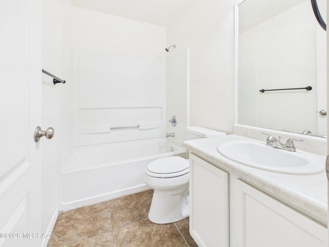9974 E Deer Trail, Tucson, AZ 85748