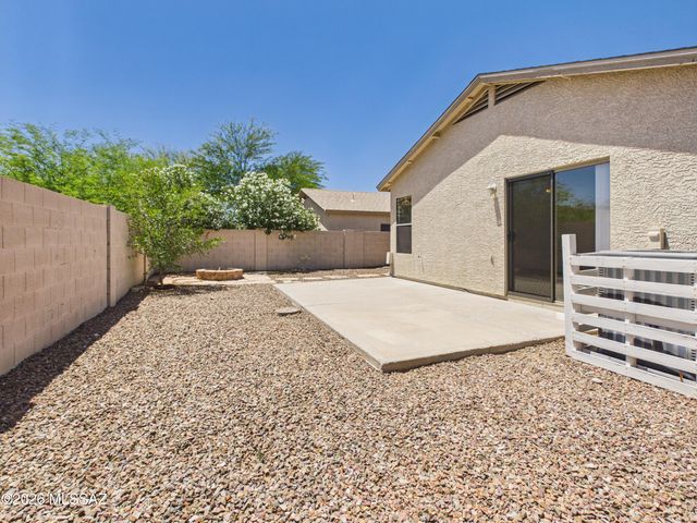 9974 E Deer Trail, Tucson, AZ 85748