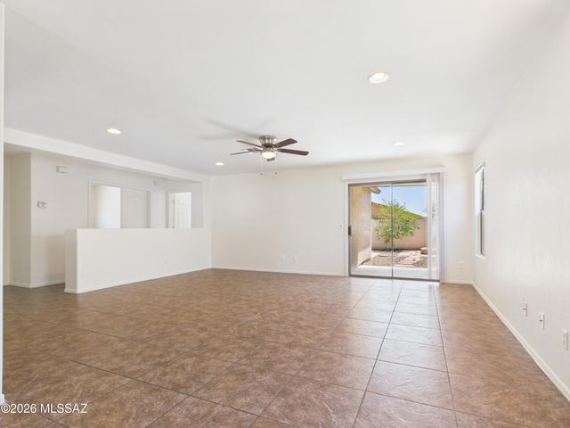 9974 E Deer Trail, Tucson, AZ 85748