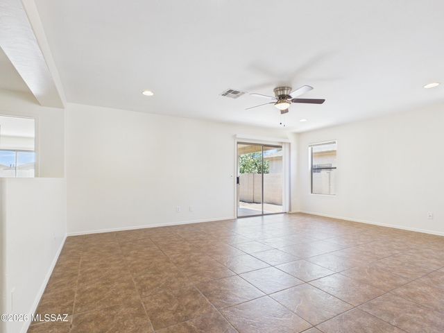 9974 E Deer Trail, Tucson, AZ 85748