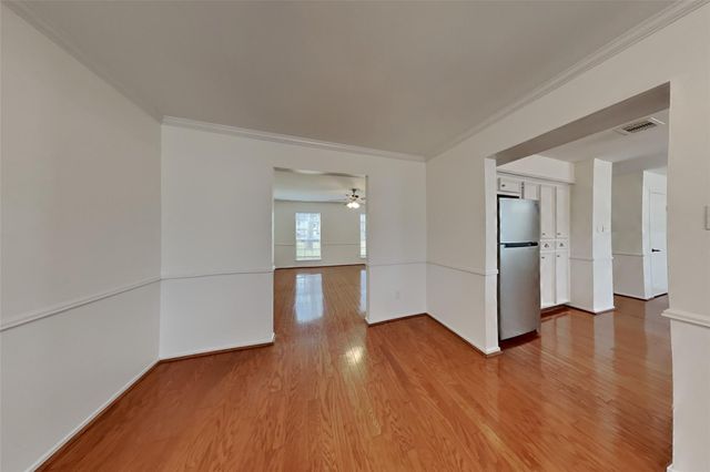 2137 Parkdale Drive, Houston, TX 77339