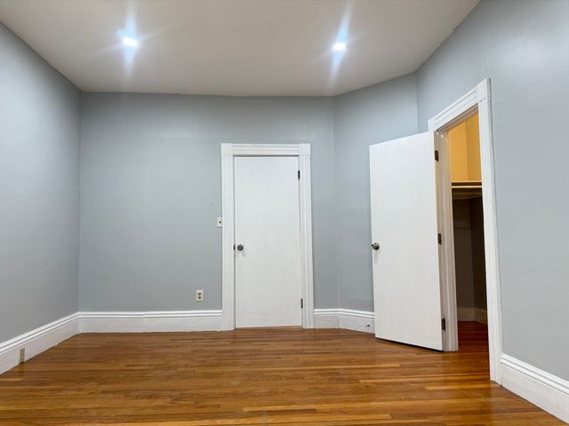 324 Granite St A, Quincy, MA 02169