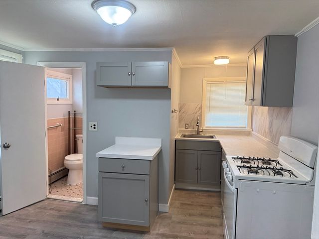324 Granite St A, Quincy, MA 02169
