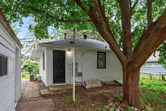 7232 2nd Avenue S, Richfield, MN 55423