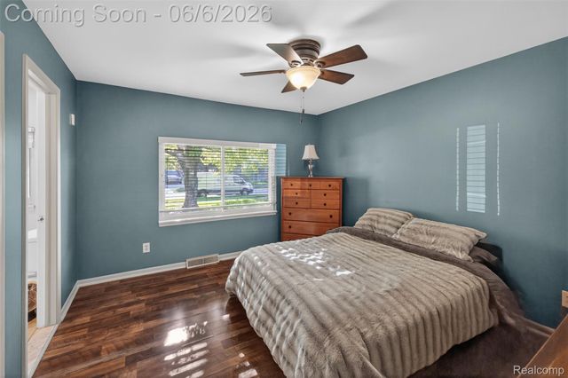 40142 Pallazo Street, Clinton Charter Township, MI 48038