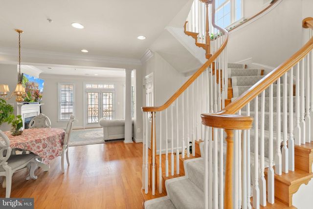 1334 LESSARD LN, Mclean, VA 22101