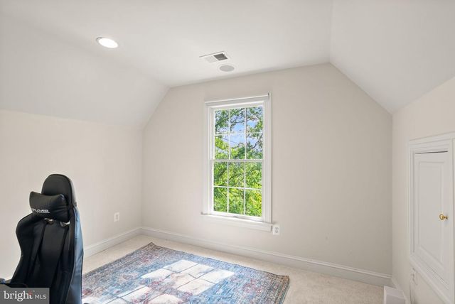 1334 LESSARD LN, Mclean, VA 22101