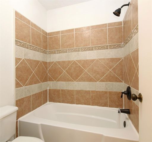 18203 Brooknoll Drive, Houston, TX 77084