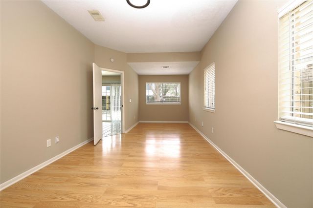18203 Brooknoll Drive, Houston, TX 77084