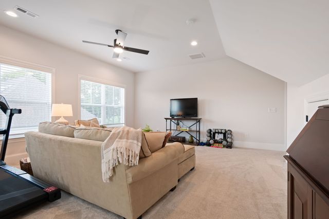 6050 Kidman Ln, Spring Hill, TN 37174