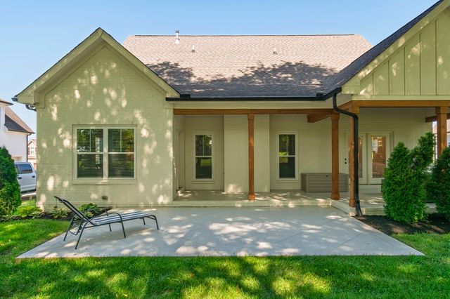 6050 Kidman Ln, Spring Hill, TN 37174