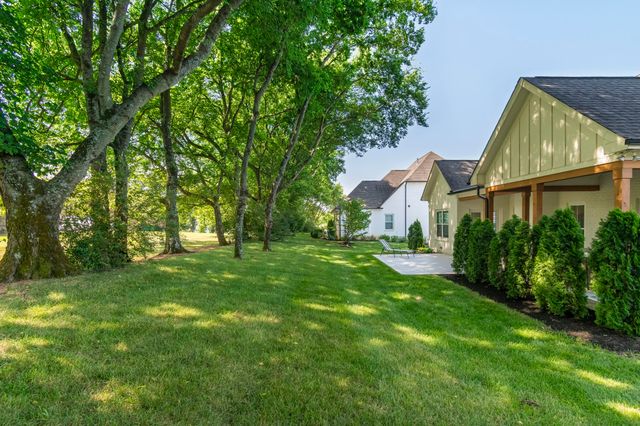 6050 Kidman Ln, Spring Hill, TN 37174