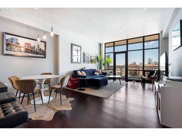 1025 Nw COUCH St 1217, Portland, OR 97209