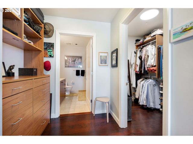 1025 Nw COUCH St 1217, Portland, OR 97209