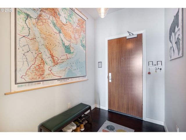 1025 Nw COUCH St 1217, Portland, OR 97209