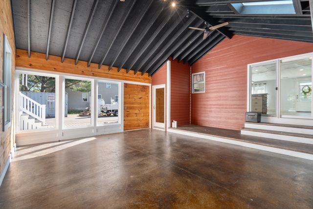 95 Dean St, Raynham, MA 02767