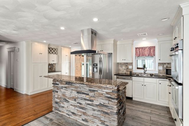 95 Dean St, Raynham, MA 02767