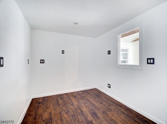 20 Watchung Pl, Bloomfield Twp., NJ 07003