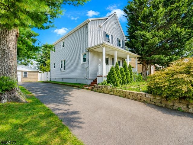 20 Watchung Pl, Bloomfield Twp., NJ 07003