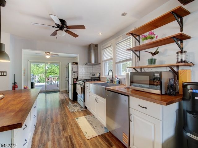20 Watchung Pl, Bloomfield Twp., NJ 07003