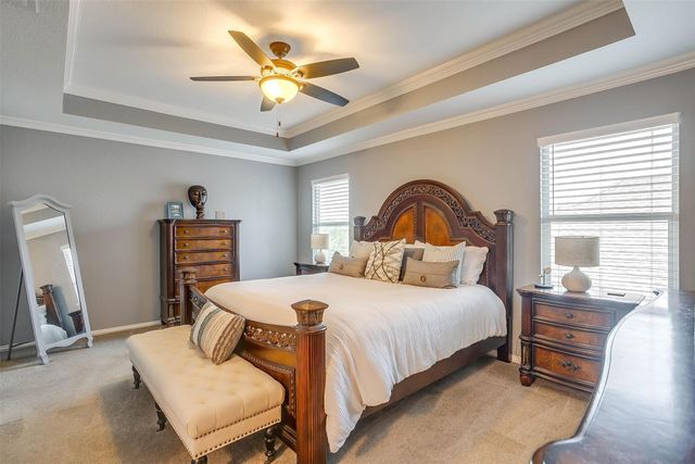 2908 Greenway Drive, Burleson, TX 76028