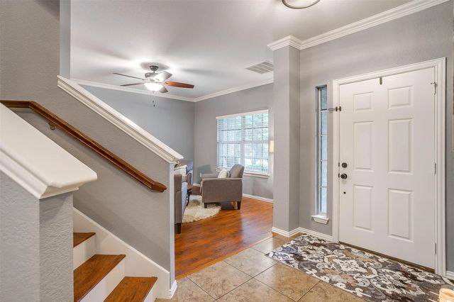 2908 Greenway Drive, Burleson, TX 76028