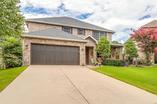 2908 Greenway Drive, Burleson, TX 76028