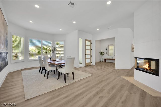 8981 Rivers Edge Drive, Las Vegas, NV 89117