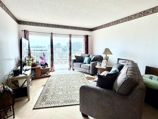 1985 S Ocean Dr 16C, Hallandale Beach, FL 33009