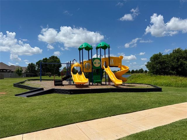 14008 Tybee Island Drive, Yukon, OK 73099