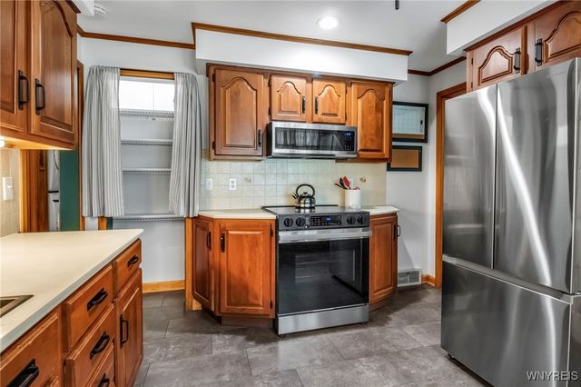 10610 Swamp Road, Sheridan, NY 14063