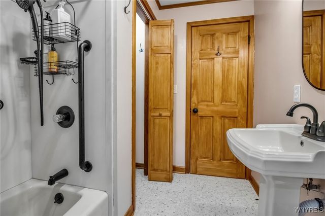 10610 Swamp Road, Sheridan, NY 14063