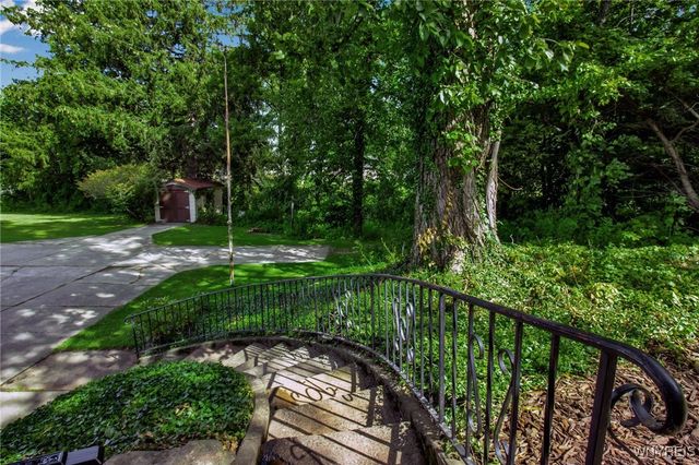 10610 Swamp Road, Sheridan, NY 14063