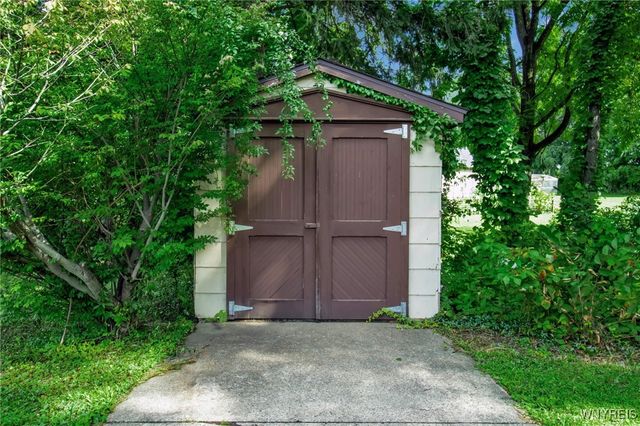 10610 Swamp Road, Sheridan, NY 14063