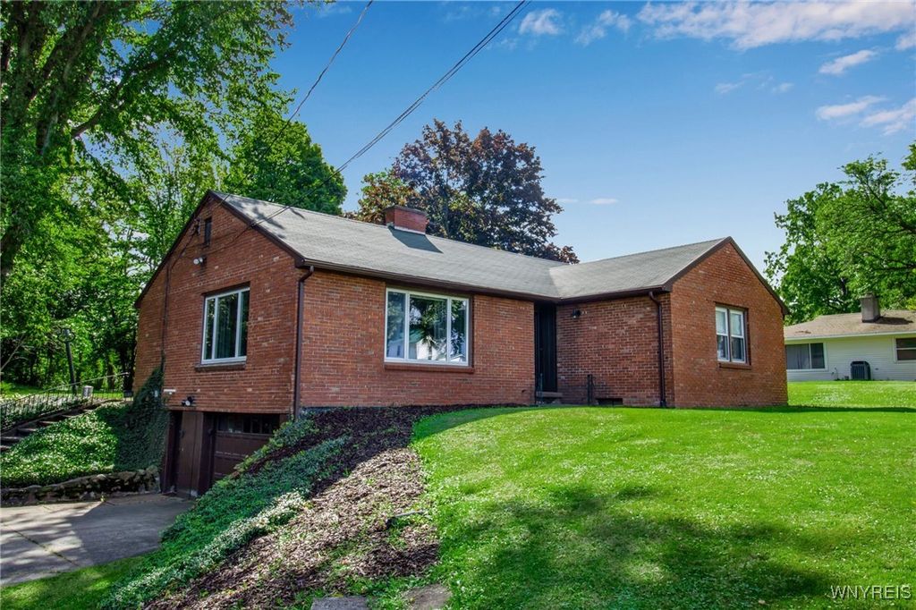 10610 Swamp Road, Sheridan, NY 14063