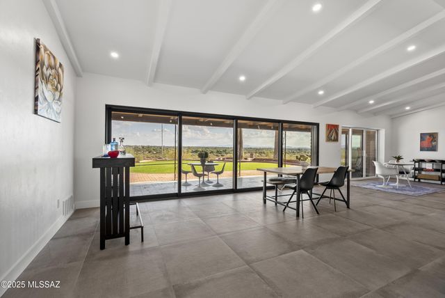 5240 E River House Road, Tucson, AZ 85718