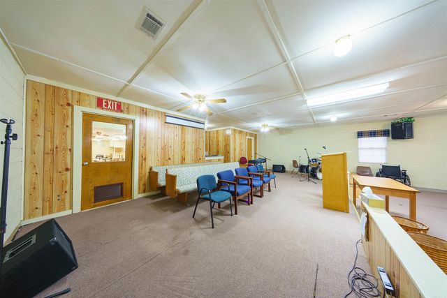 105 Chamblee Drive, Batesville, AR 72501